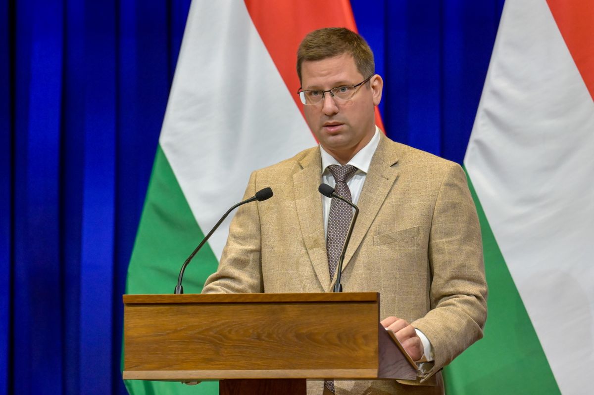 Gulyás Gergely a csütörtöki kormányinfón megerősítette, jön a 14. havi nyugdíj (Fotó: Bruzák Noémi/MTI)