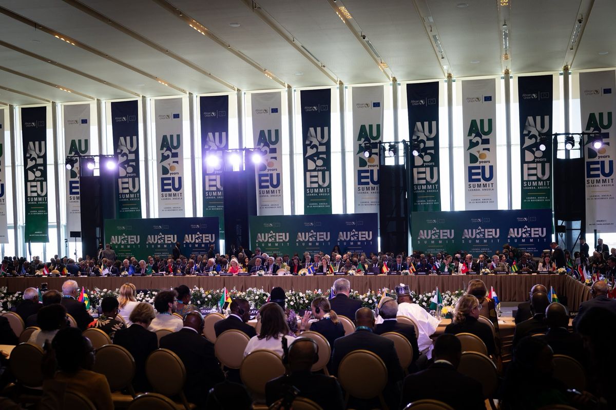 Sulyok Tamás kiemelte, Magyarország különös hangsúlyt fektet a fiatalok szerepének erősítésére, elsősorban az oktatás, a készségfejlesztés és a vállalkozói szellem előmozdítása révén