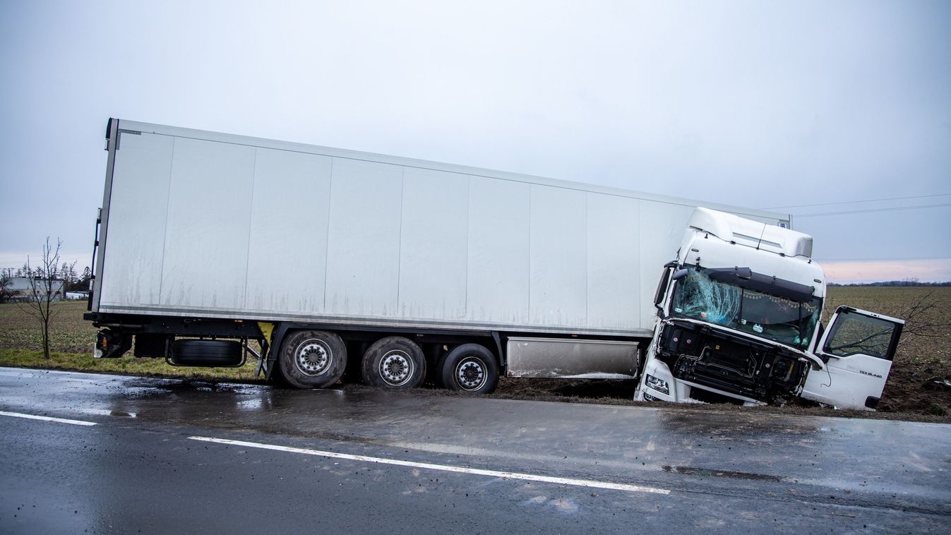 29.12.20 Gotartow. Poland. A damaged white truck with a semi-trailer drove off the road and into a ditch

2417524969
Shutterstock