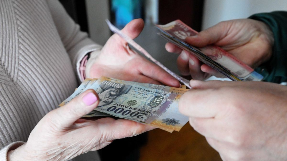 Megszólaltak a nyugdíjasok, pont jókor jött a kormány segítsége
