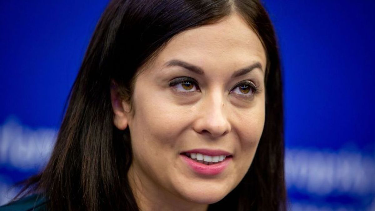 Cseh Katalin nem állt be Magyar Péter mögé, ezért kizárták a Momentumból.