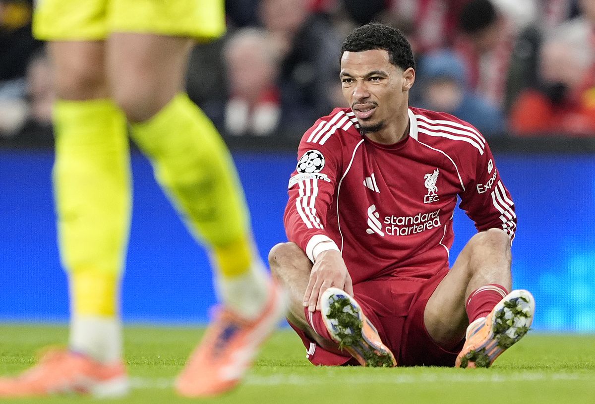 Arne Slot helyzetét nem könnyíti meg, hogy Hugo Ekitiké megsérült a PSV ellen