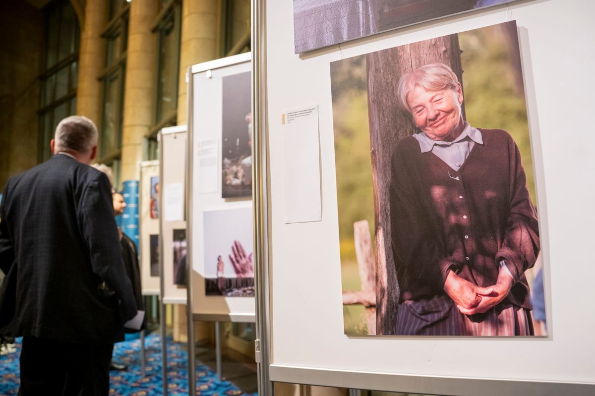 Budapest, 2025. november 16.
Az Eöri Szabó Zsolt fotográfus képeiből nyílt kiállítás a Törőcsik Mari születésének 90. évfordulója alkalmából a színházban tartott emlékesten a Nemzeti Színházban 2025. november 16-án.
MTI/Balogh Zoltán