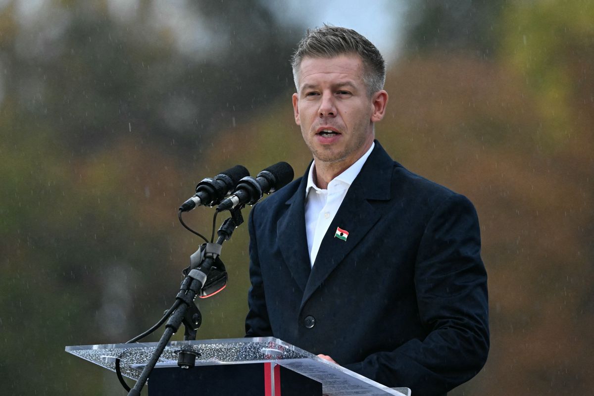 Magyar Péter Brüsszelhez igazítaná politikáját a háború kérdésében