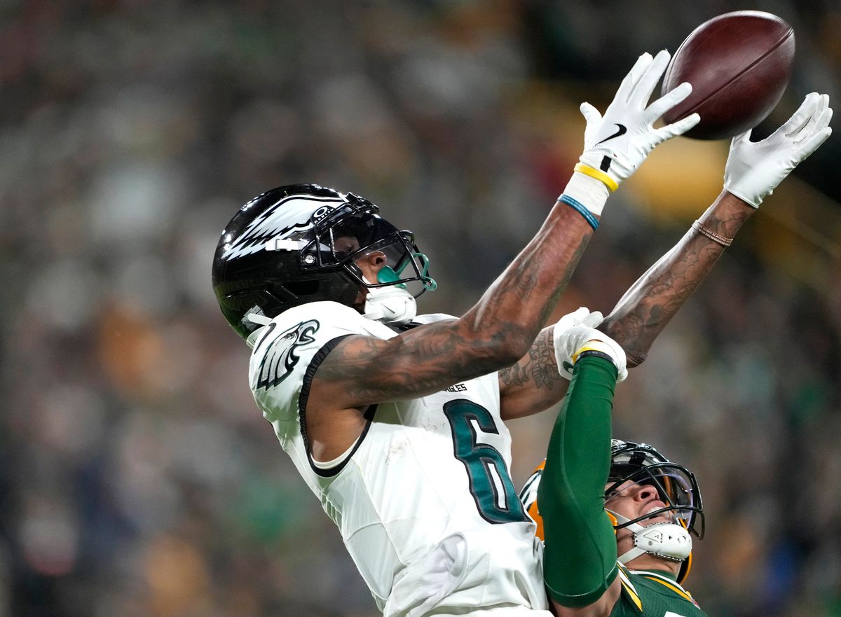 DeVonta Smith megszerzi a Philadelphia Eagles győztes touchdownját a Green Bay Packers elleni NFL-rangadón