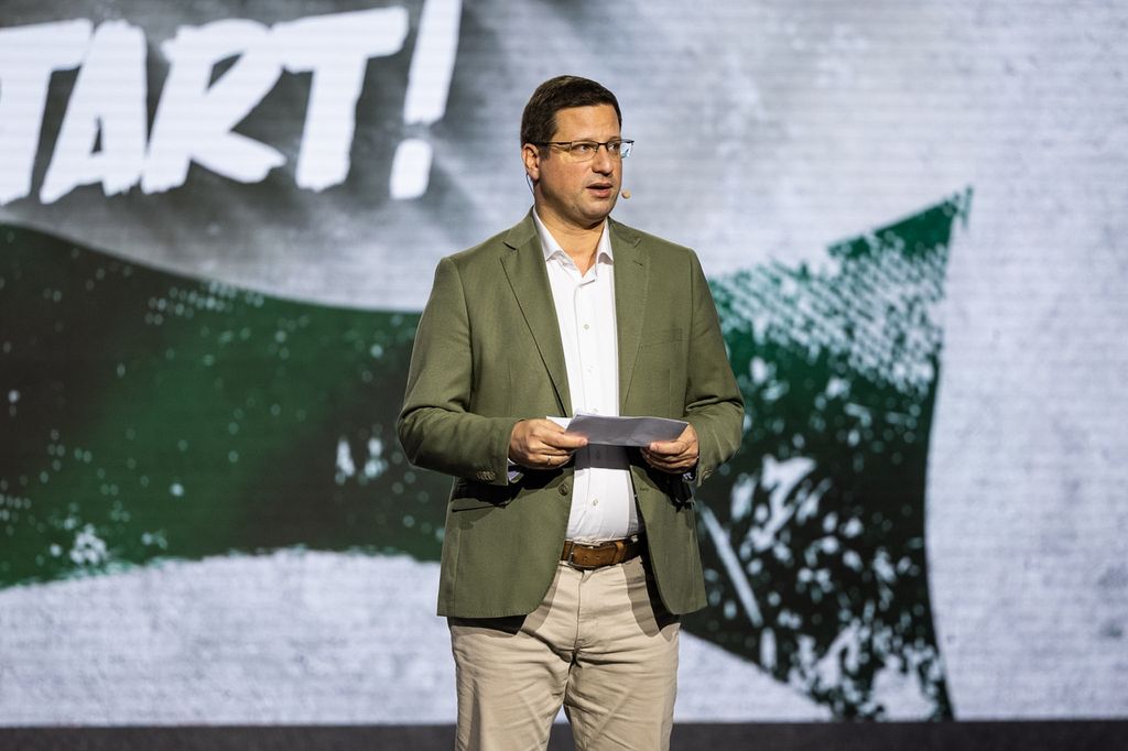 Nyíregyháza DPK gyűlés Gulyás Gergely