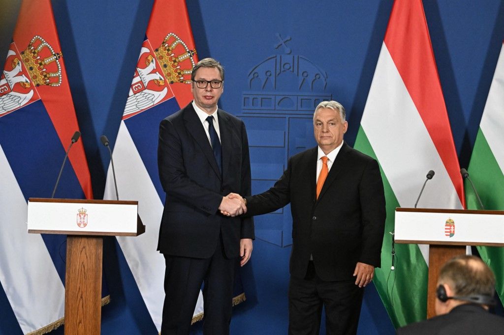 Alekszandar Vucsics szerb elnök és Orbán Viktor magyar kormányfő (Fotó: AFP)