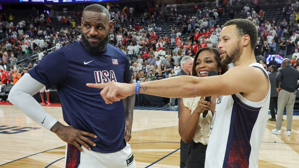 LeBron James és Steph Curry tavaly nyáron olimpiai aranyérmet nyert az amerikai válogatott tagjaként.