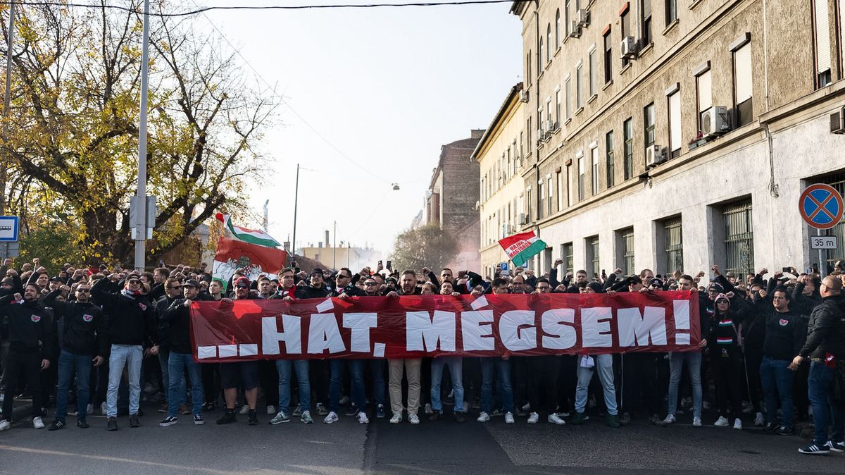 A magyar szurkolók az MLSZ-nek üzentek az írek elleni vb-selejtező előtt