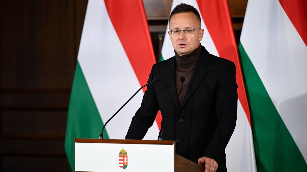 Szijjártó Péter: Magyar Pétert kellene megkérdezni a nyilvánosságra került adatokkal kapcsolatban + videó