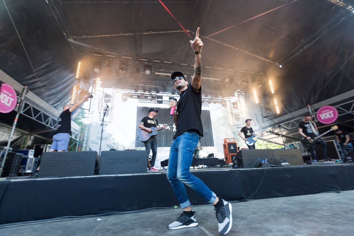 Sopron, 2018. június 30.
ByeAlex (Márta Alex) a 26. VOLT Fesztiválon a soproni Lővér kempingben 2018. június 30-án.
MTI Fotó: Nyikos Péter