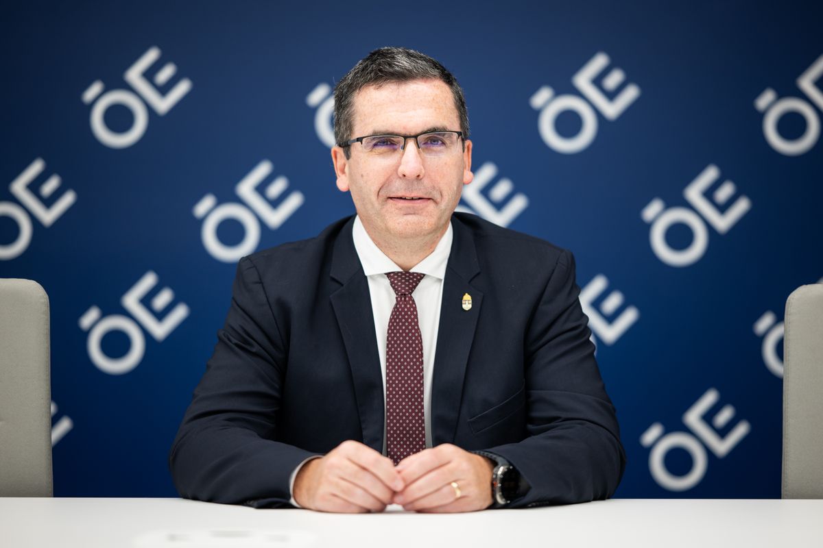 Kovács Levente, az Óbudai Egyetem rektora