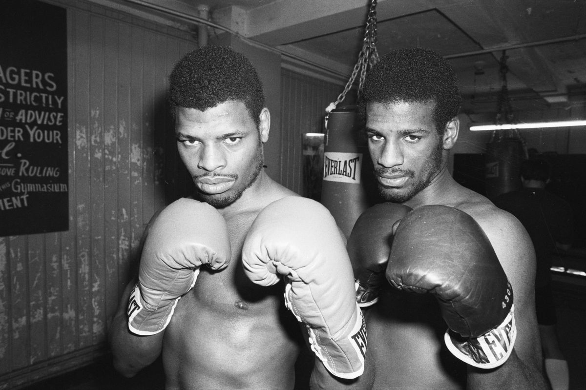 A profi boksz egyik leghíresebb testvérpárja: Leon és Michael Spinks együtt lett Montrealban olimpiai bajnok, majd mindketten világbajnokok lettek nehézsúlyban