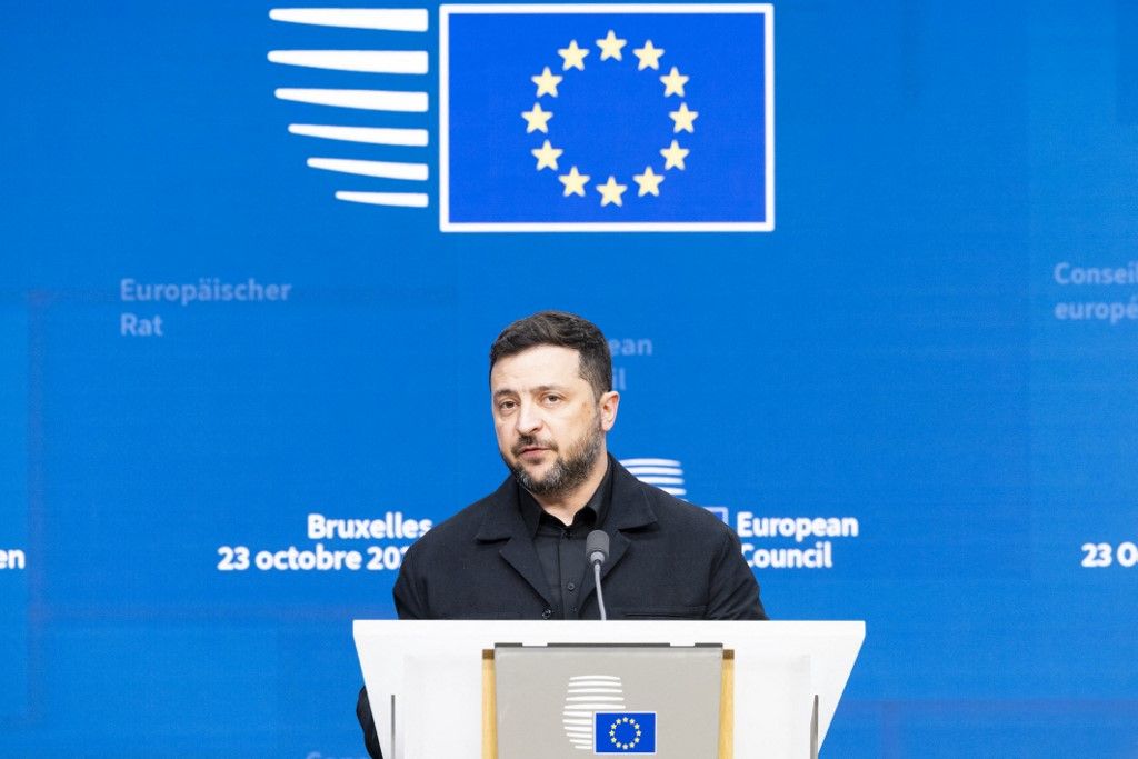 Brüsszel az EU-s csatlakozást sürgeti, miközben kiürül Ukrajna