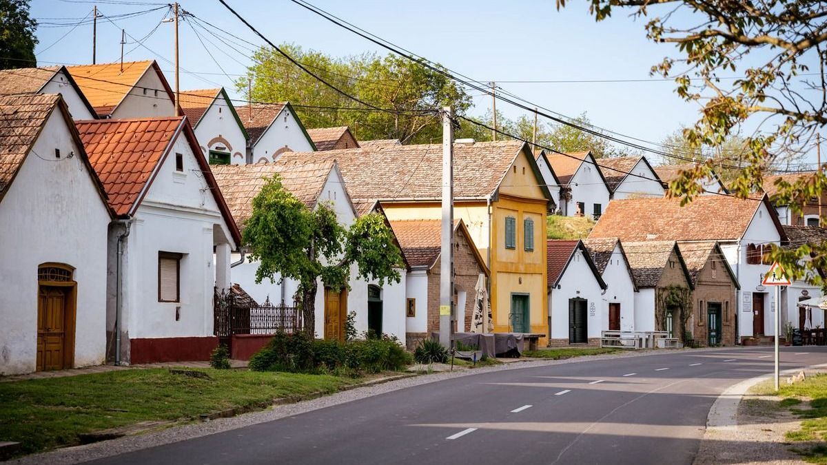 Alaptalanul támadják az önazonossági törvényt