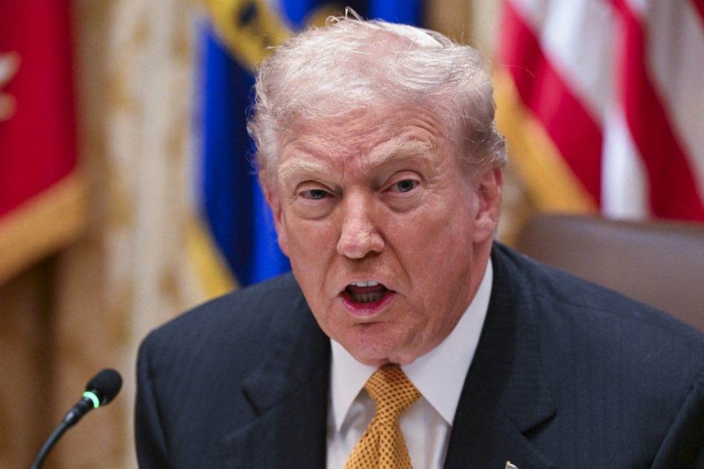 WASHINGTON, DC - NOVEMBER 7:U.S. President Donald Trump speaks during a bilateral lunch with Prime Minister of Hungary Viktor Orban in the Cabinet Room of the White House on November 7, 2025 in Washington, DC. Trump and Orban discussed the war in Ukraine, Hungary's purchase of Russian oil, and European relations.   Roberto Schmidt/Getty Images/AFP (Photo by ROBERTO SCHMIDT / GETTY IMAGES NORTH AMERICA / Getty Images via AFP)
