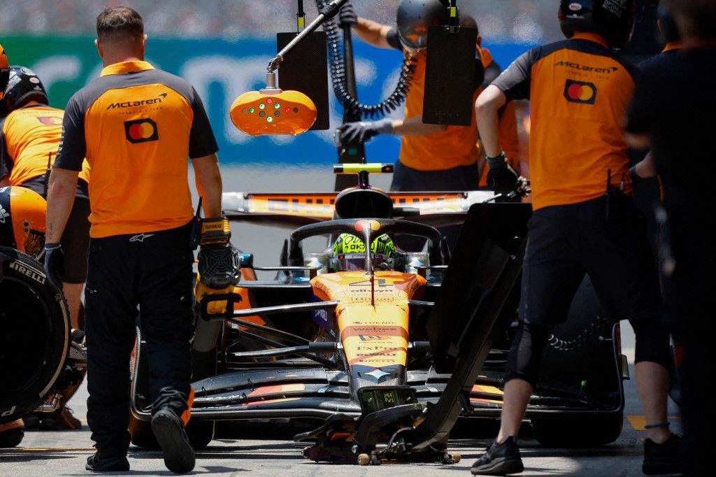 Tavaly Oscar Piastri nyerte a Forma–1-es Sao Pauló-i Nagydíj sprintidőmérőjét, de másnap Lando Norris (képen) nyerte a brazíliai sprintfutamot