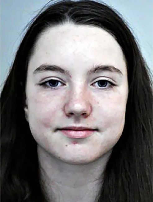 Kaszás Nikolett után most érte aggódhatunk: Pataki-Nagy Zoé november 17-én, hétfőn tűnt el Budapesten