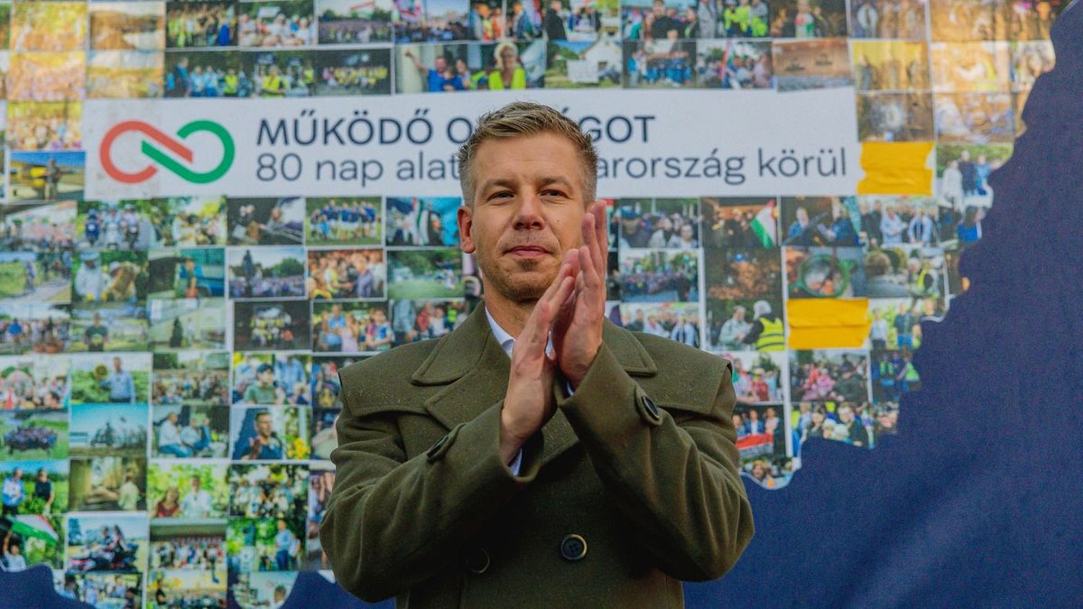 20251023 Budapest
Tisza párt Október 23 ünnepsége a Hősök terén.
Fotó: Csudai Sándor CSS
MW
képen: Magyar Péter a Tisza párt elnöke