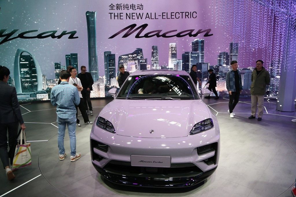 Luxusautókra se sajnálták a pénzt az ukrán korrupciós botrány vádlottjai – egy Porsche Macant is vettek