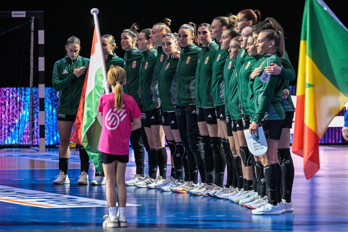 Megkezdte szereplését a világbajnokságon a magyar női-kézilabda-válogatott