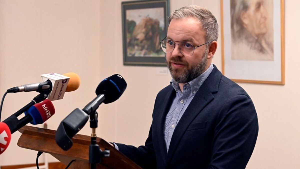 Orbán Balázs, a miniszterelnök politikai igazgatója szerint a korrupciós hálózat egészen az ukrán elnök köreiig érhet