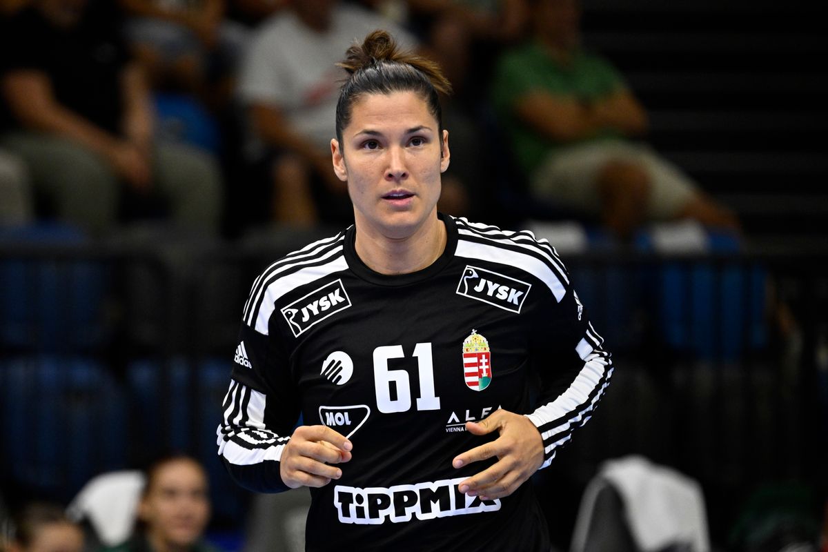 Janurik Kinga a magyar válogatott mezében 