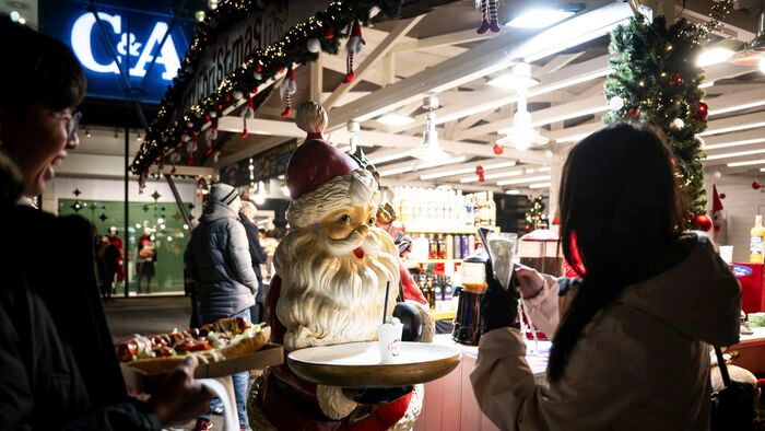 Megnyílt Budapest ikonikus karácsonyi vására