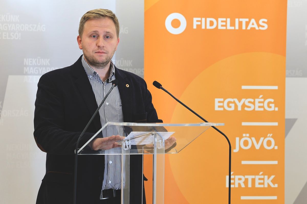 20251106 Budapest 
A „Nem a mi háborúnk!” című kampánysorozat keretében országos szórólapkampányba kezd a Fidelitas.
Mohácsy István a Fidelitas elnöke sajtótájékoztatót tartott.
fotó: Havran Zoltán (HZ)
MW