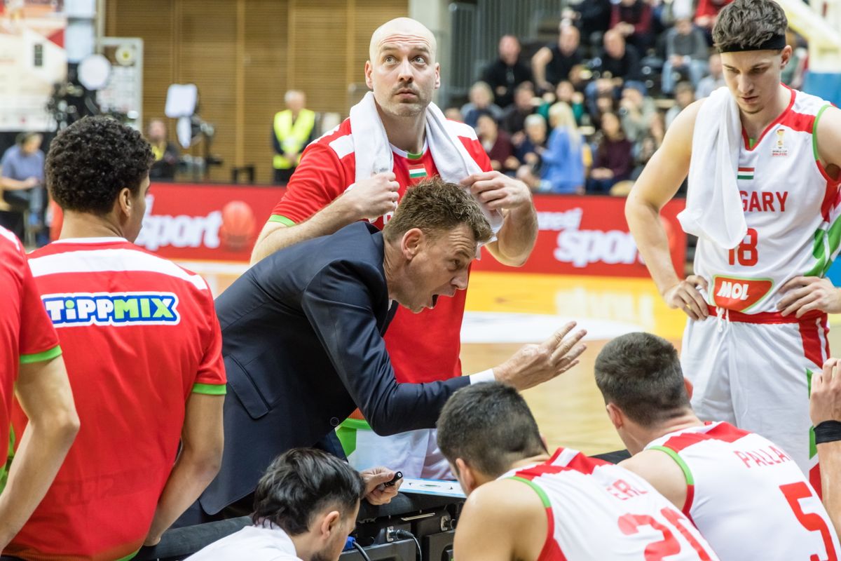 Gasper Okorn, a magyar kosárlabda-válogatott szövetségi kapitánya eddig a világot meglepte csapata két sikerével