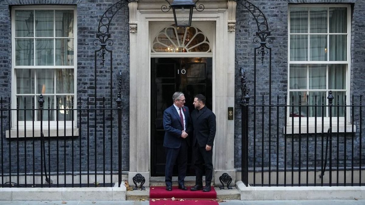 Árulják a britek katonai holmijait az ukránok