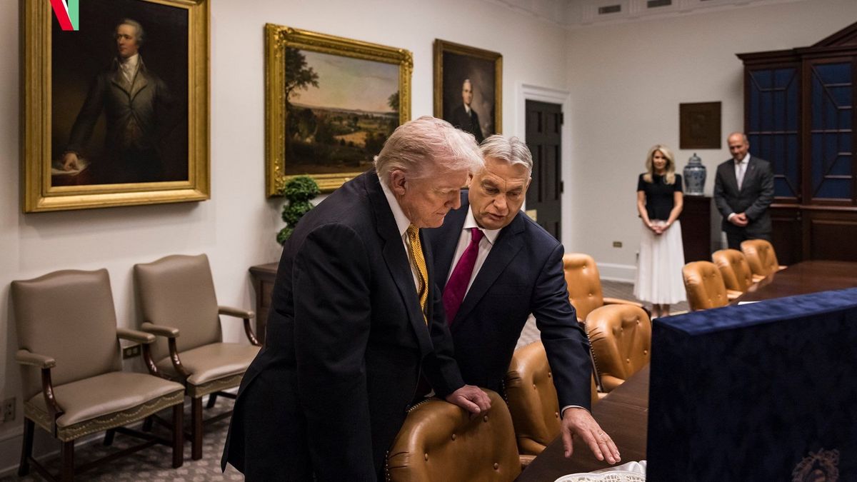 Orbán Viktor betekintést engedett a kulisszák mögé + videó