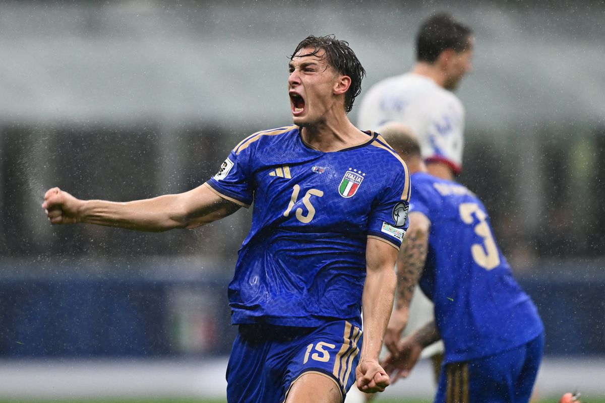 Esposito góljával még vezetett Olaszország, de Haaland vezérletével Norvégia fordított, és kijutott a 2026-os vb-re