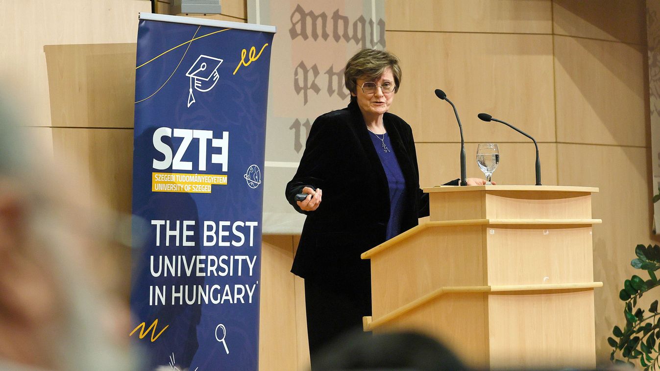 Először adták át a Karikó Katalin által alapított JATE-díjat