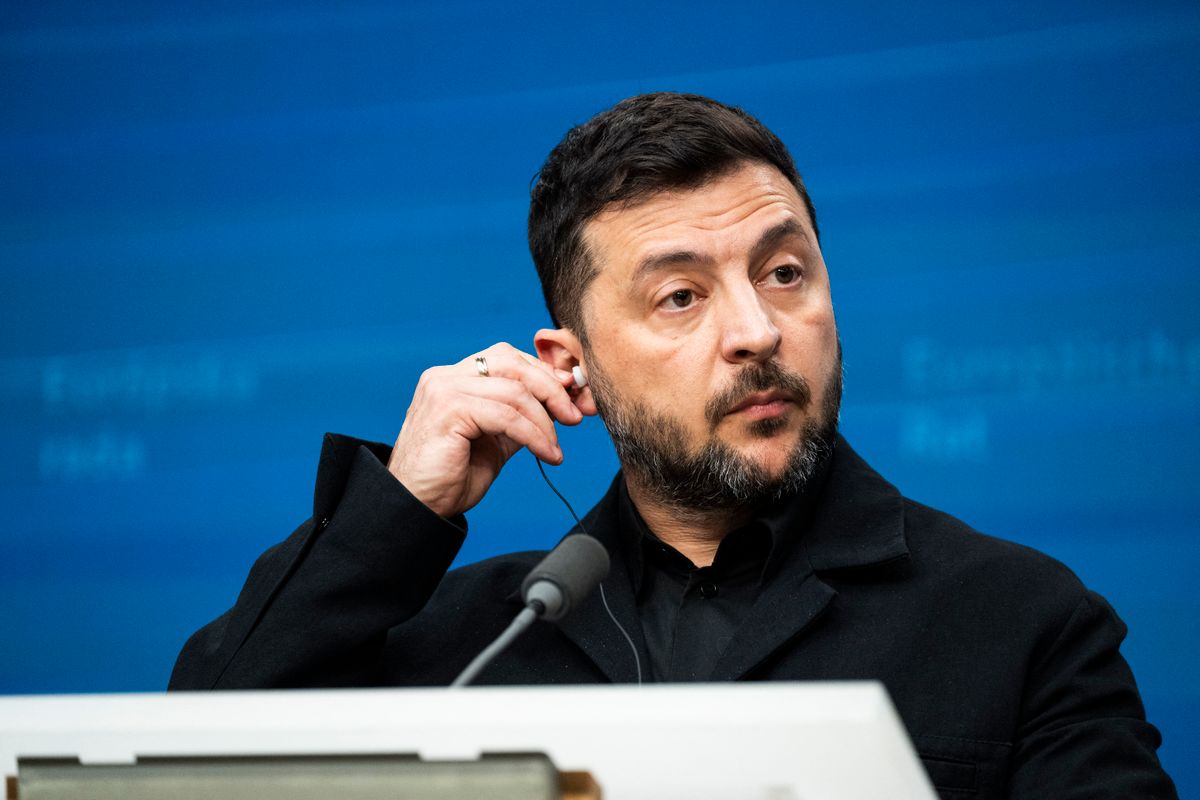 Zelenszkij bizalmasa luxusautóval menekülhetett el Ukrajna területéről Fotó: MAGALI COHEN / Hans Lucas