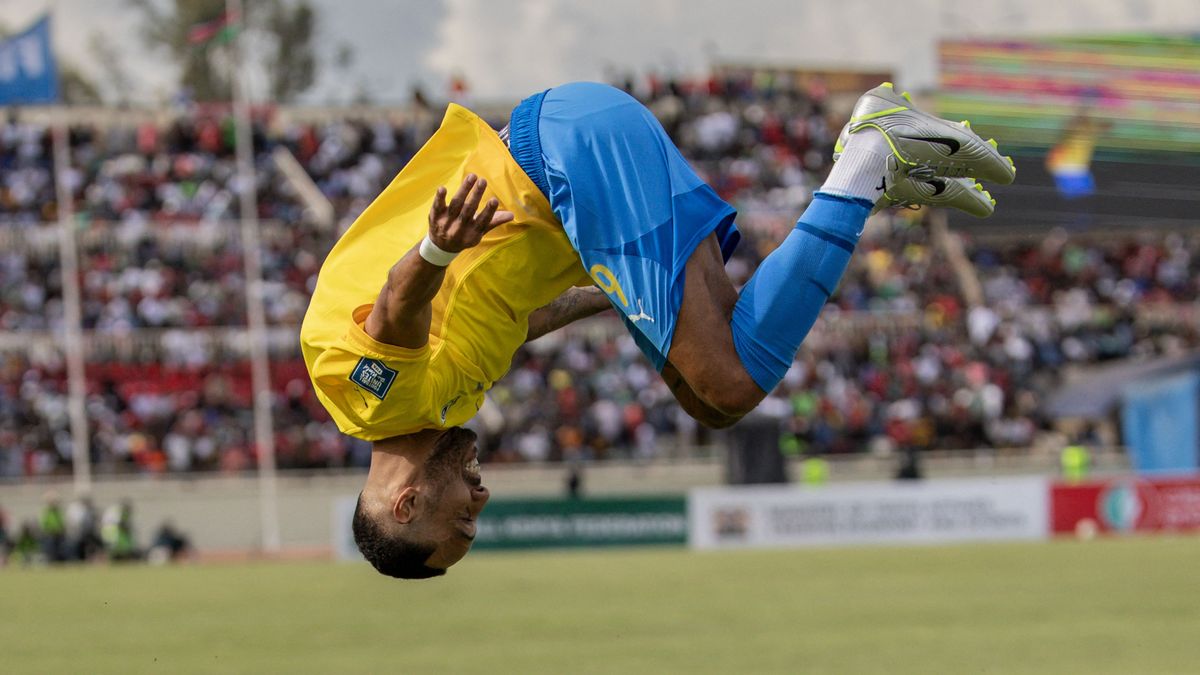 A korábbi Premier League-gólkirály összetört, a szurkolók nagyon dühösek rá