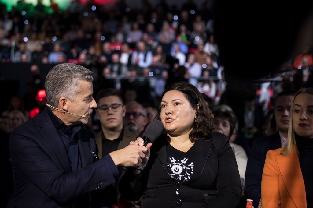 Nyíregyháza DPK gyűlés Sebestyén József nővére