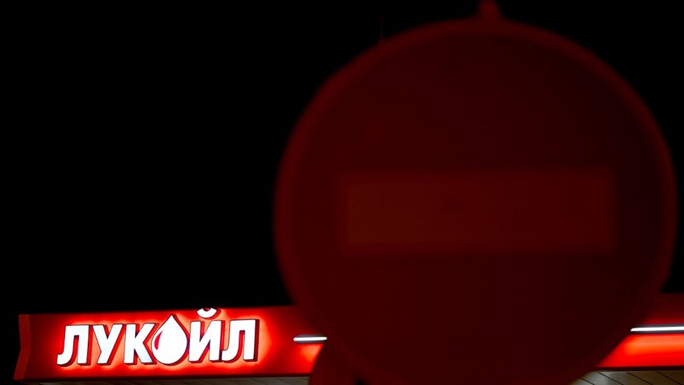  A Lukoilt is érintik a szankciók (Fotó: AFP)