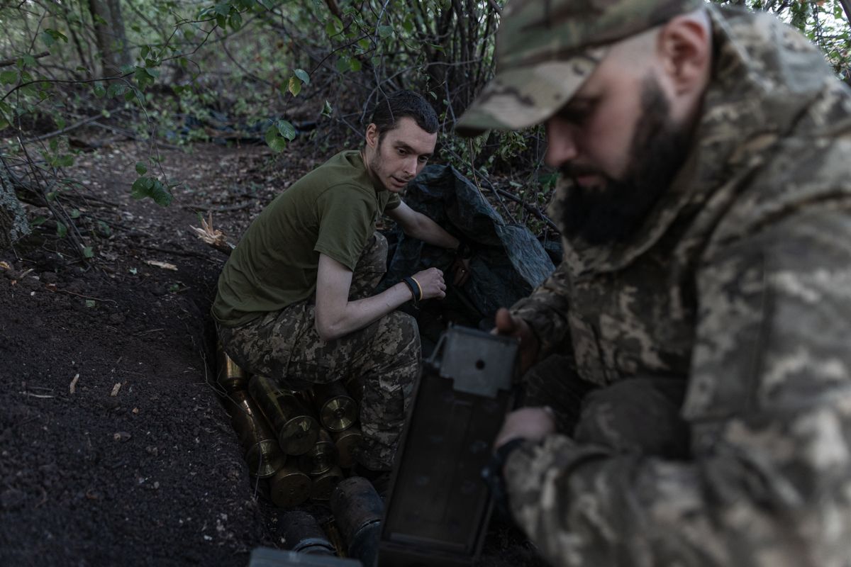 Az oroszok lassan felőrlik a város védelmét
