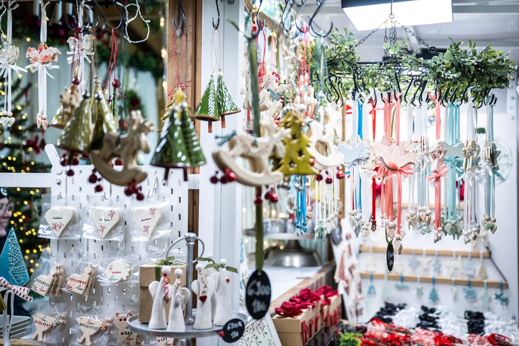 Megnyílt Budapest ikonikus karácsonyi vására