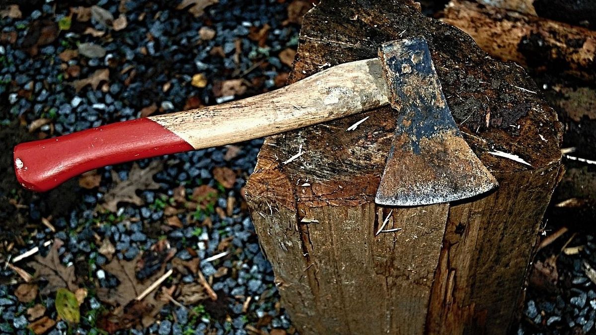 Ötven év házasság után baltát ragadott: jogerős ítélet a babócsai gyilkos ügyében