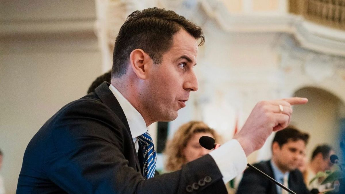 Porchner Áron, a Tisza Párt fővárosi képviselője (Fotó: Kovács Krisztián)