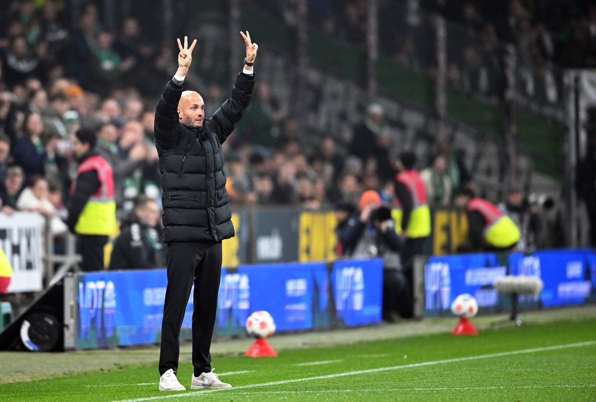 Paul Simonis csúnyán megbukott a Wolfsburg kispadján, Dárdai Bence aligha bánja az edző távozását