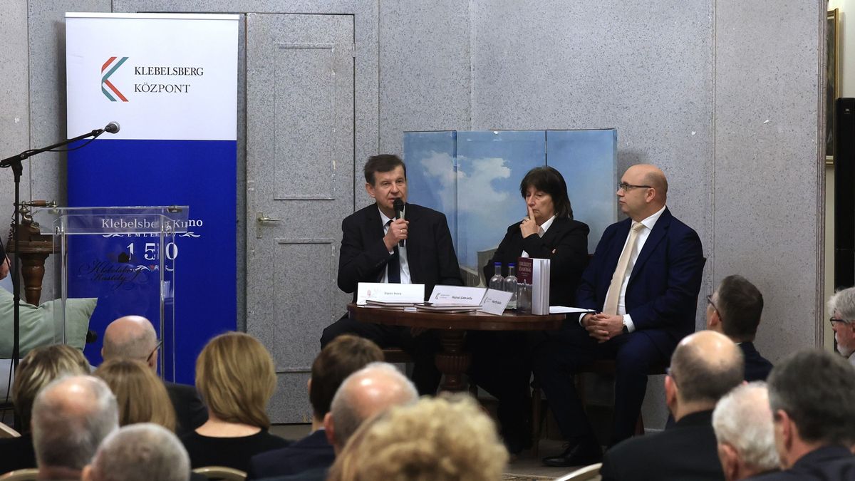 A kormány Klebelsberg Kunó szellemiségében fejleszti az oktatást