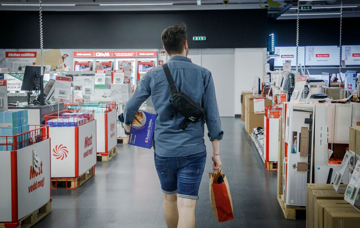 JD.com, Áruház20250422 Budapest MediaMarkt az Árkádban. Elektronikai termékeket árusító áruházlánc. Fotó: Vémi Zoltán  VZ MW