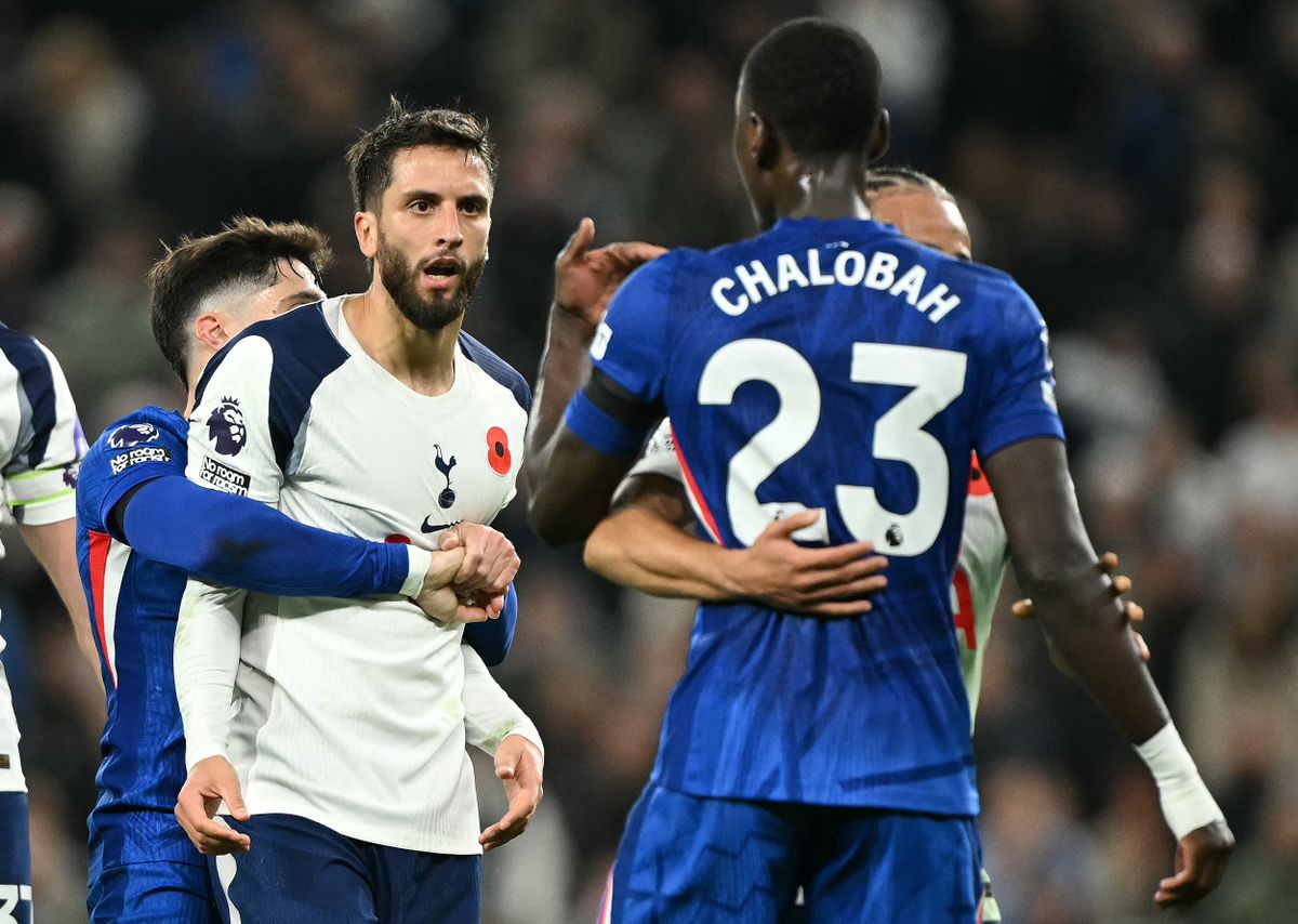 Nagy csatát hozott a Tottenham Hotspur–Chelsea rangadó.