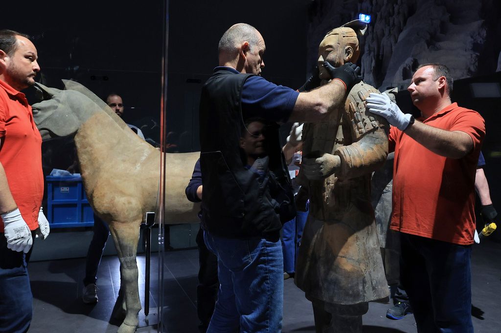 Kínai agyagkatona kiállítás