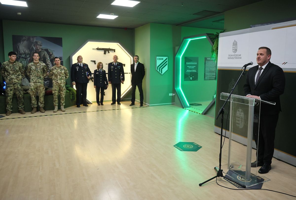 Czermann János a Békéscsabai Honvédelmi Központ megnyitóján (Fotó: Lehoczky Péter/MTI)