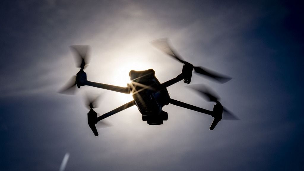 Az éjszaka folyamán újabb ukrán dróntámadások érték Oroszország déli térségeit