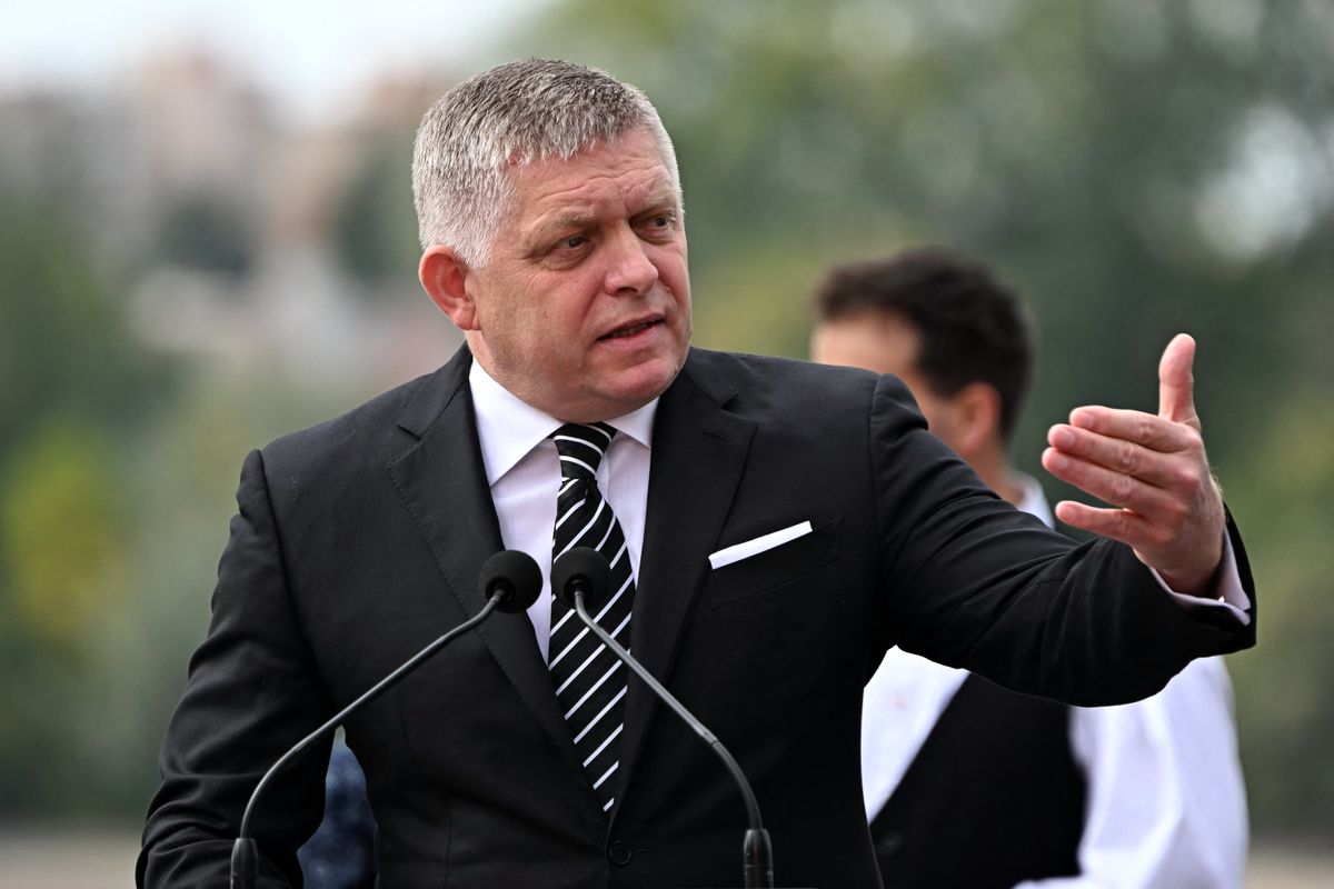 A szeptemberben jóváhagyott alkotmánymódosítás változtatás nélkül marad – szögezte le Robert Fico